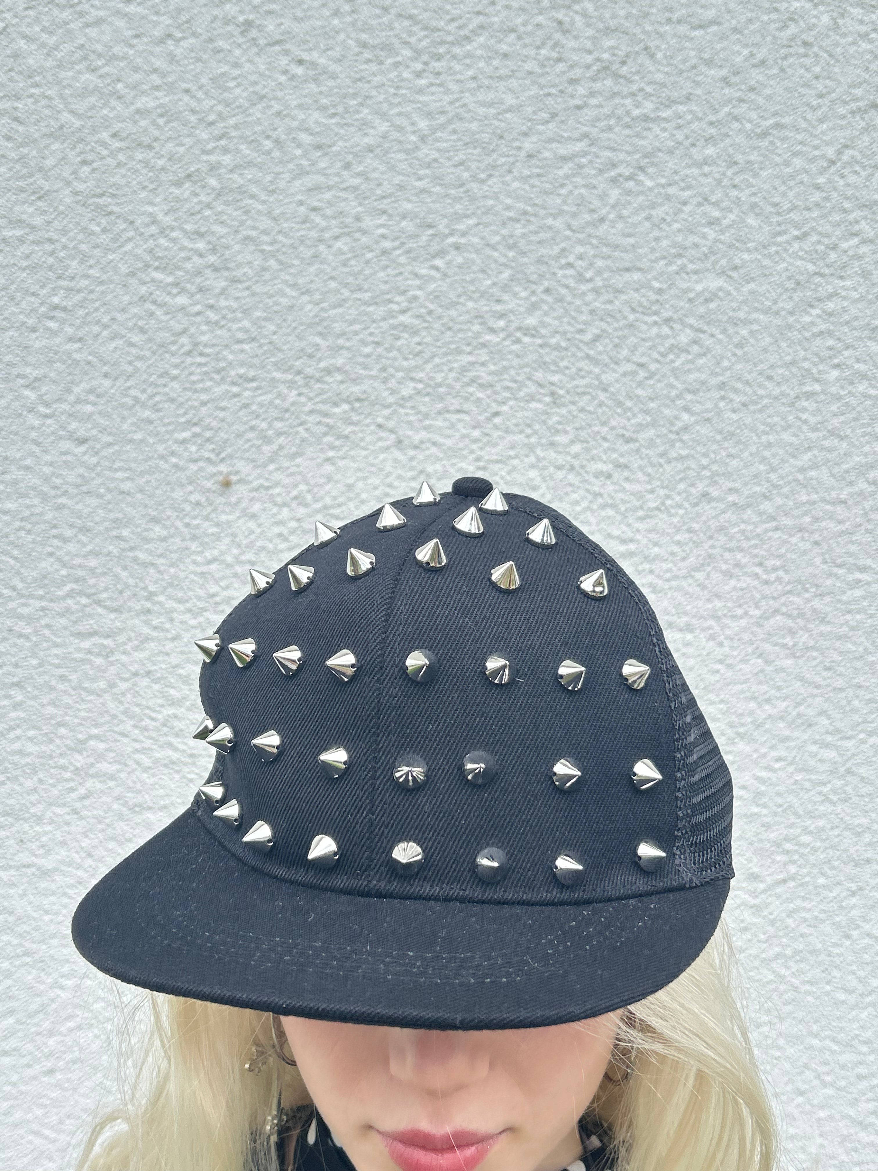 Rocker Hat